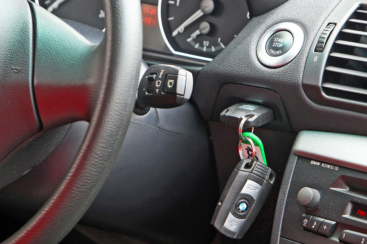 BMW 1er (E87), elektrisches Lenkradschloss