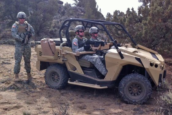 C2-Strike-Commander-Quad-Army-Militär