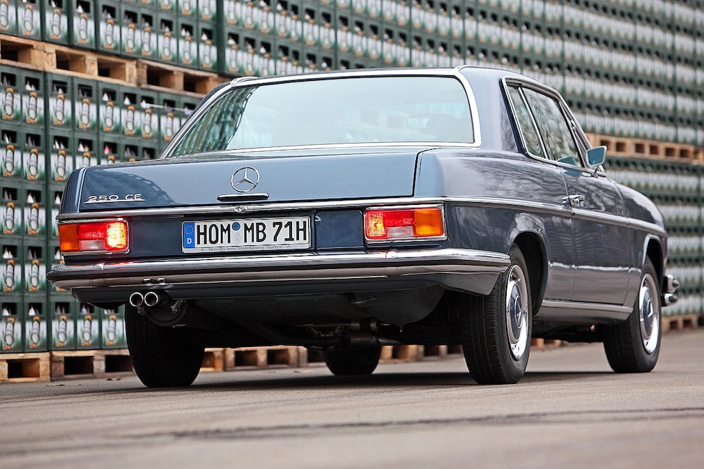 Mercedes 250 CE /8-Coupé