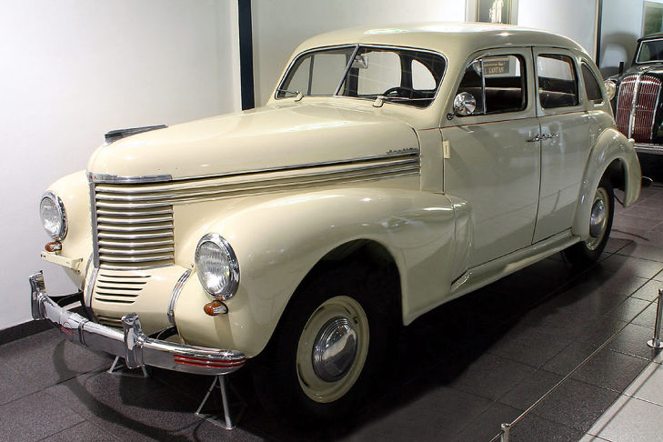 Bilder: 75 Jahre Opel Kapitän