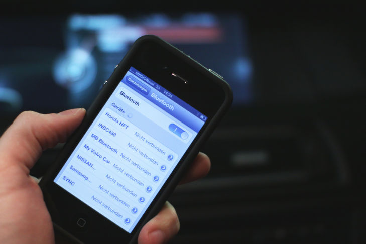So Verbinden Sie Ihr Smartphone Mit Dem Bordcomputer
