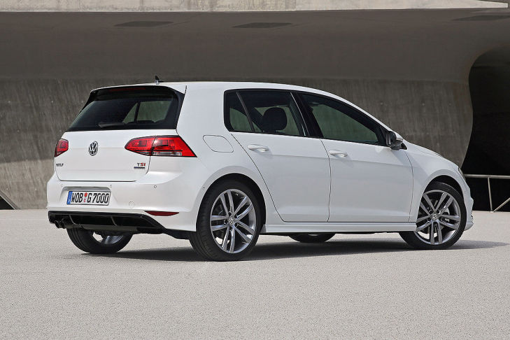 VW Golf VII Heckansicht R-Line Exterieur Paket