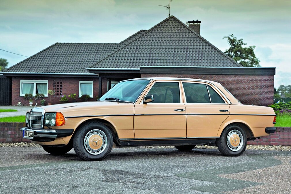 Mercedes 200 W123