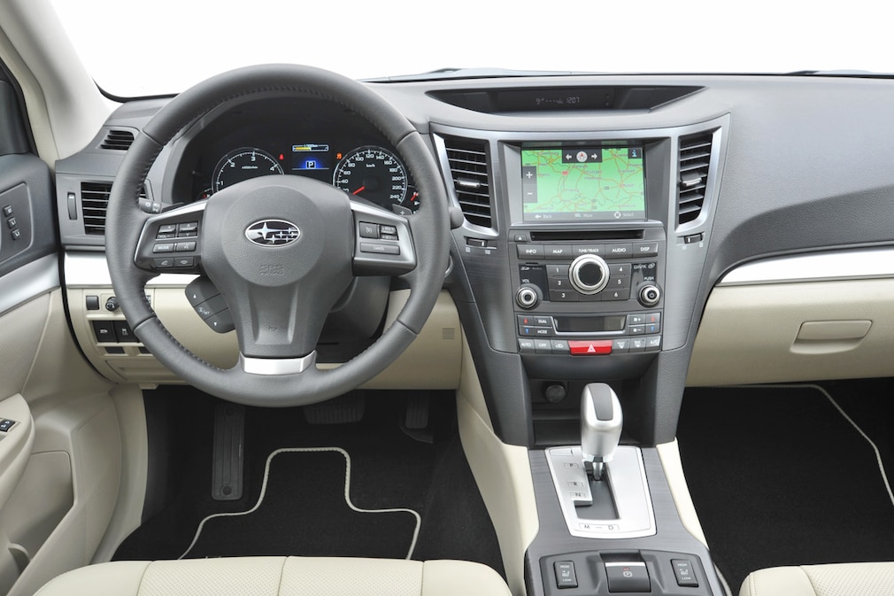 Subaru Outback 2.0D MJ 2013
