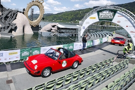 Nr.119  Porsche 911 SC  (1981)