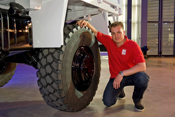 Unimog 5023 Rad Aufhängung