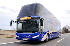 Aldi und Univers Fernreisebusse