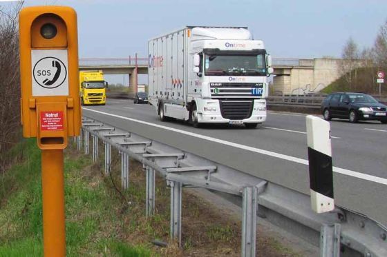 Notrufsäulen an Autobahnen