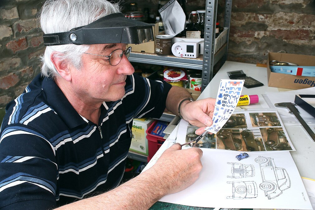 Modellautos aus Papier