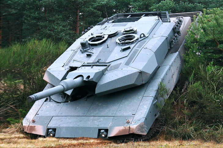 Leopard 2 Revolution Gelände
