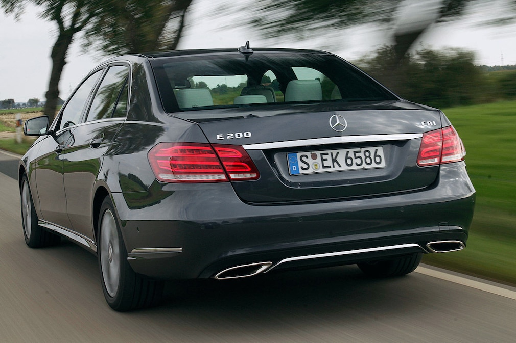 Mercedes E 200