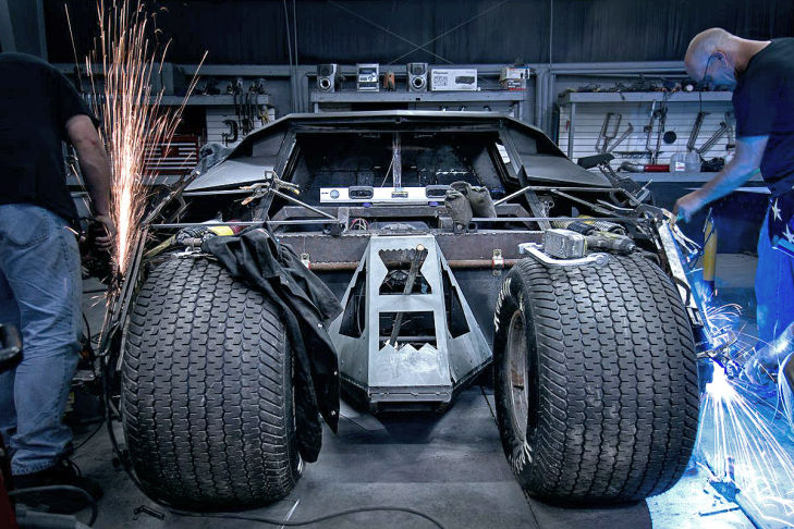 Batman Tumbler Replika Werkstatt