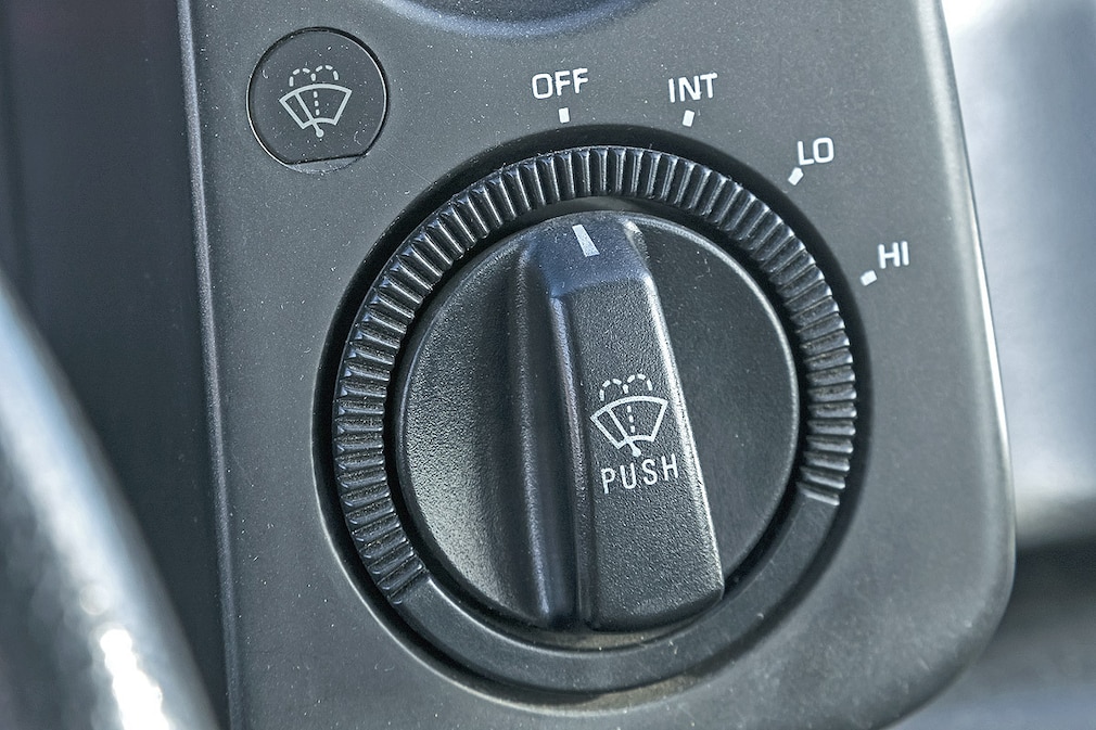 Drehschalter für Scheibenwischer im Toyota Corolla Coupé GT AE 86 (1984)