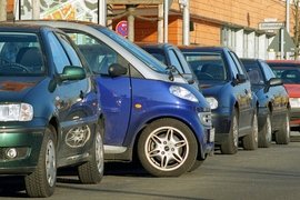 Smart parkt quer