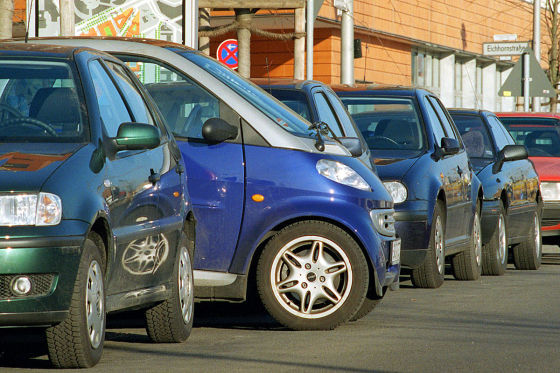 Smart parkt quer