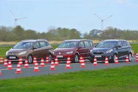 Ford Grand C-Max Kia Carens VW Touran