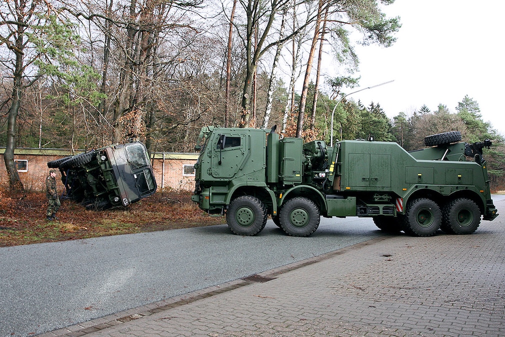 Bilder: Truppentransporter GTK Boxer Bilder: Truppentransporter GTK Boxer
