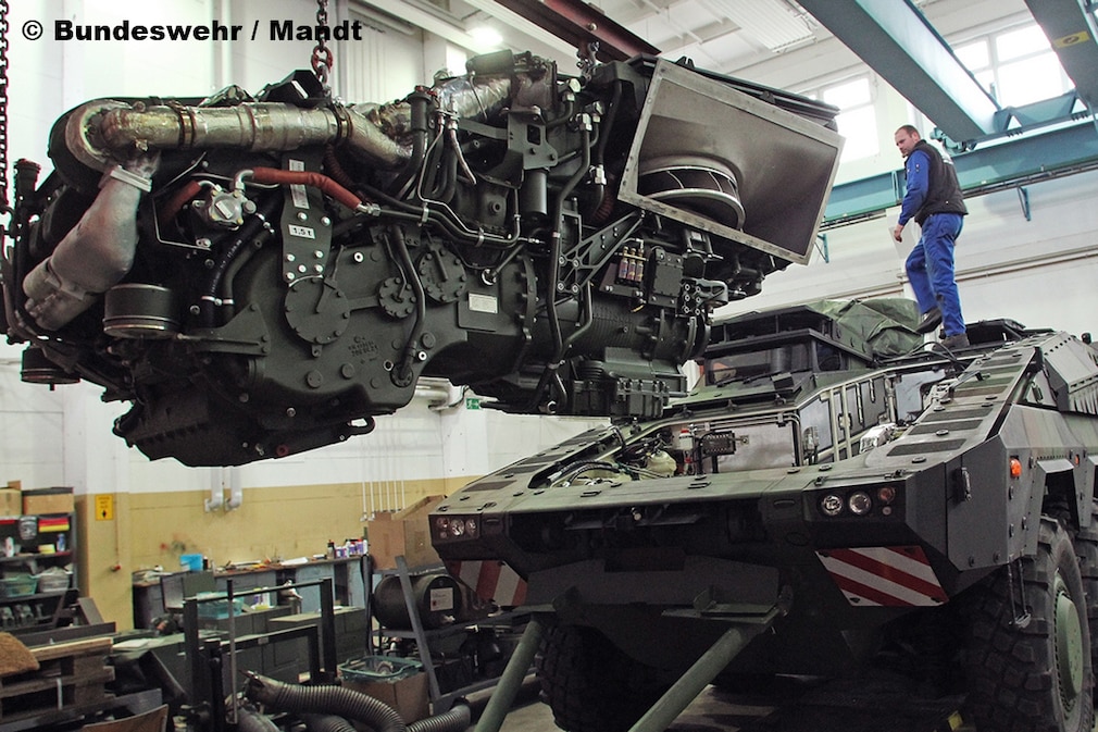 Bilder: Truppentransporter GTK Boxer Bilder: Truppentransporter GTK Boxer