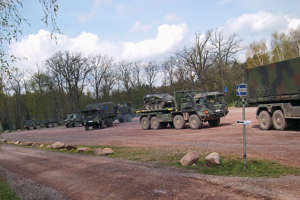 Bilder: Truppentransporter GTK Boxer Bilder: Truppentransporter GTK Boxer