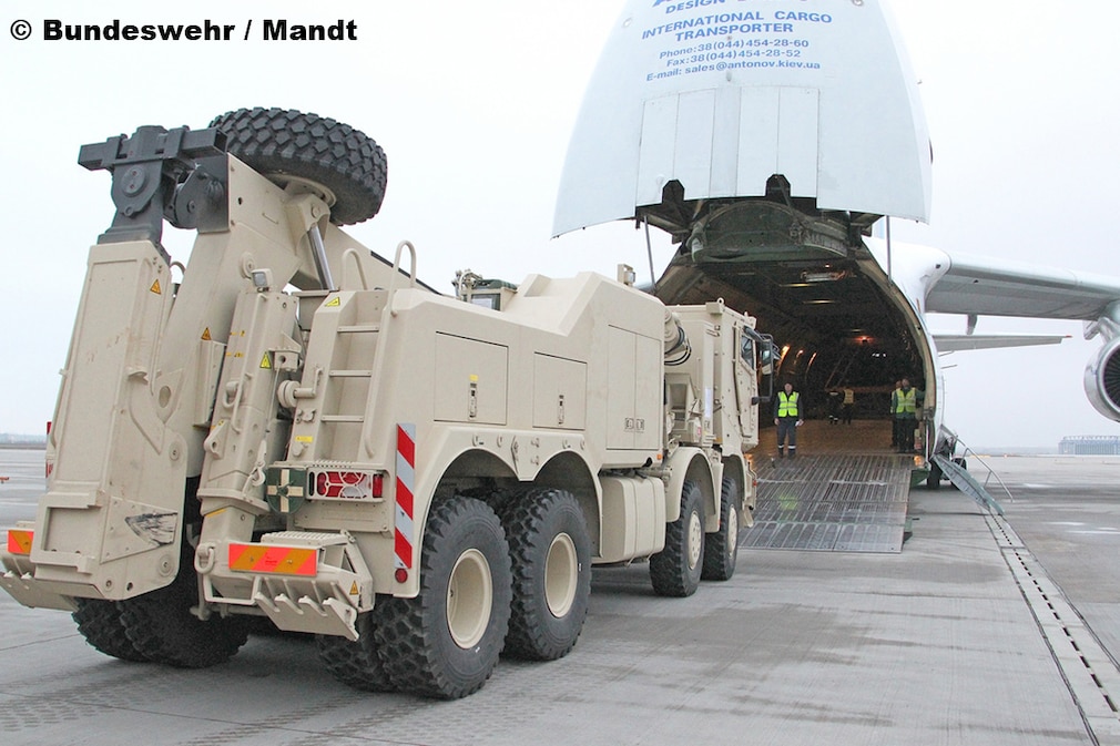 Bilder: Truppentransporter GTK Boxer Bilder: Truppentransporter GTK Boxer