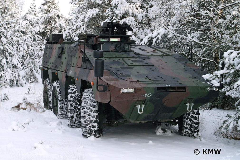 Bilder: Truppentransporter GTK Boxer Bilder: Truppentransporter GTK Boxer