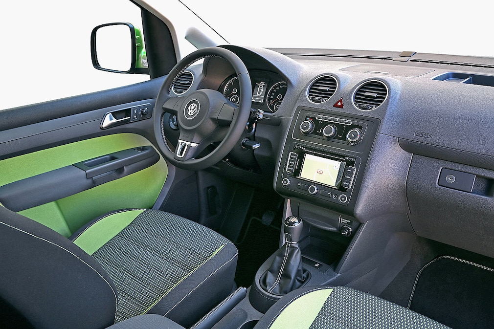 VW Cross Caddy