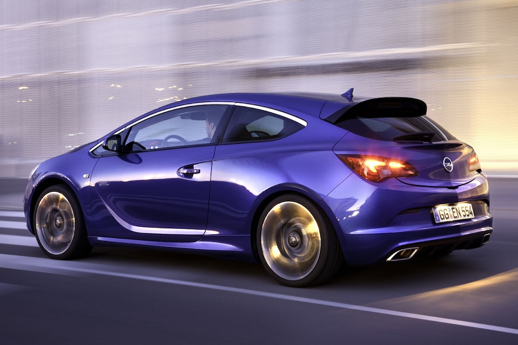 Opel Astra GTC OPC