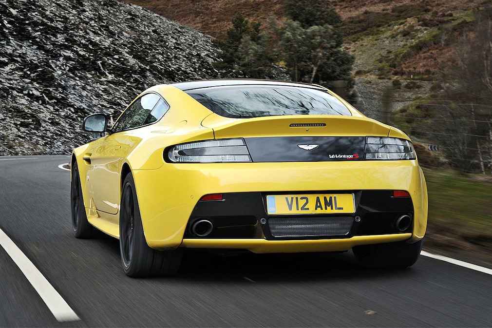 Aston Martin V12 Vantage S