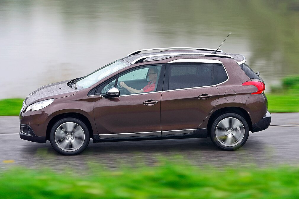 Peugeot 2008 e-HDi 115