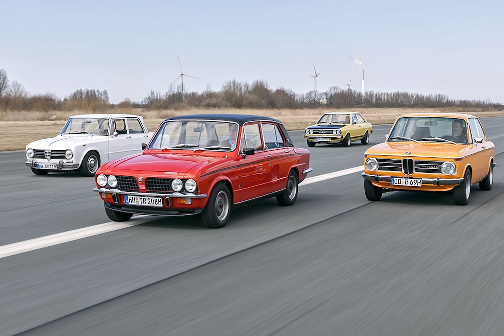  Alfa Romeo Giulia 1600 Super (1971)  Triumph Dolomite Sprint (1973) Audi 80 GTE  (1976)   BMW 2002 ti (1969)