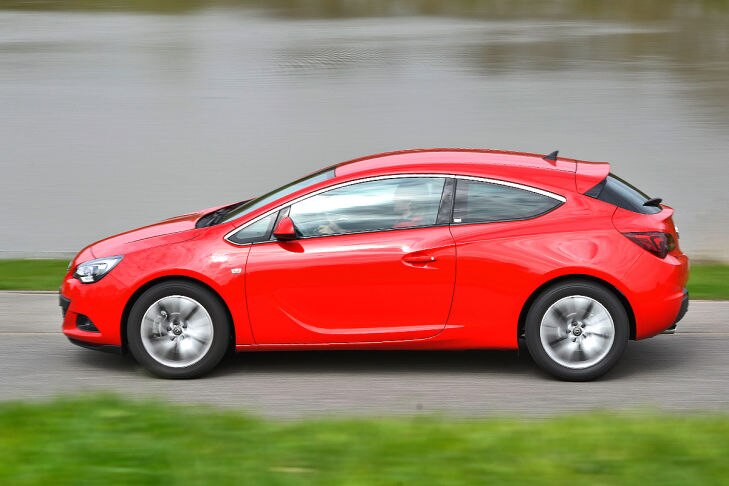 Opel Astra GTC