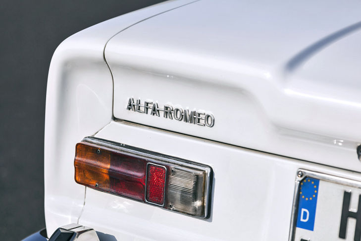 Alfa Romeo Giulia 1600 Super