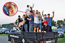 Nazi-Aufmarsch bei Autotreffen