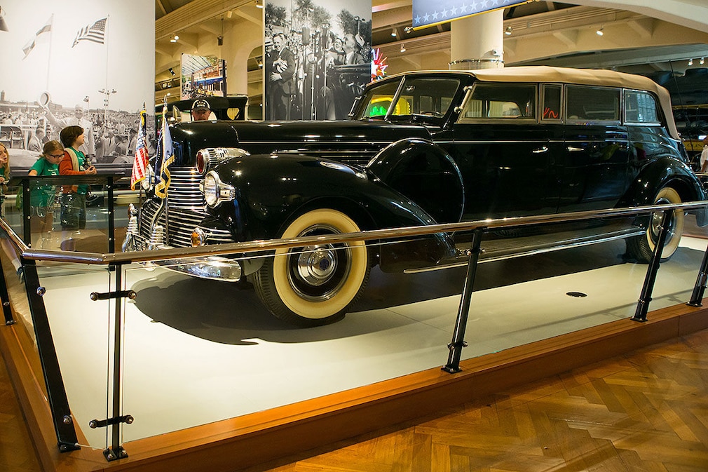 Presidential State Car: "The Beast" und seine Ahnen