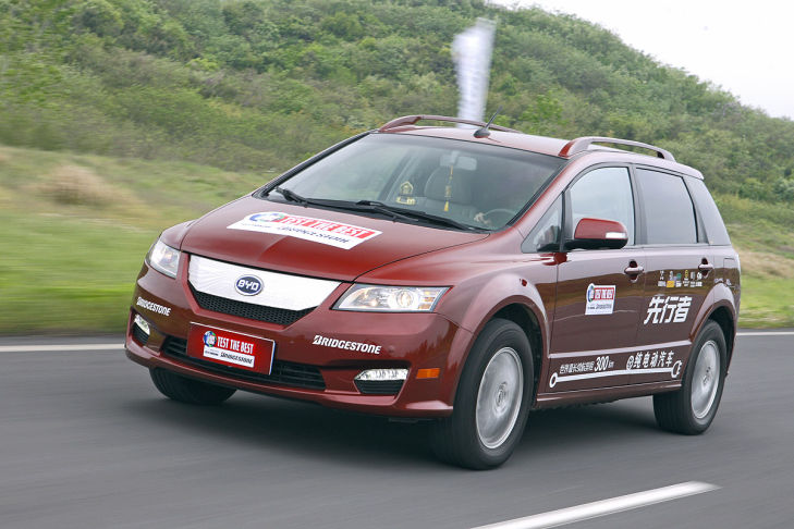 BYD E6