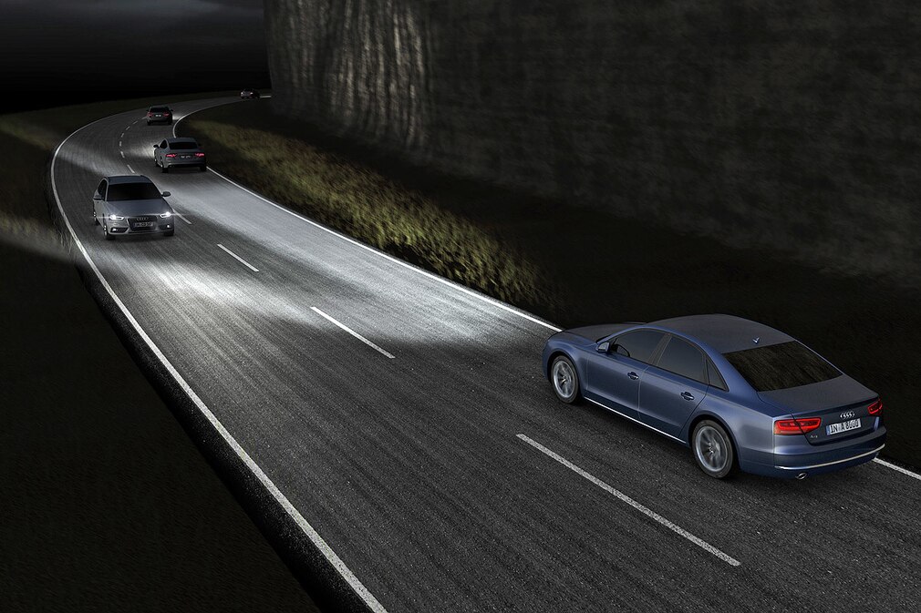 Audi A8 Facelift mit Matrixbeam (IAA 2013)