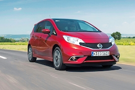 Nissan Note 2013 fahrend mit Styling Paket