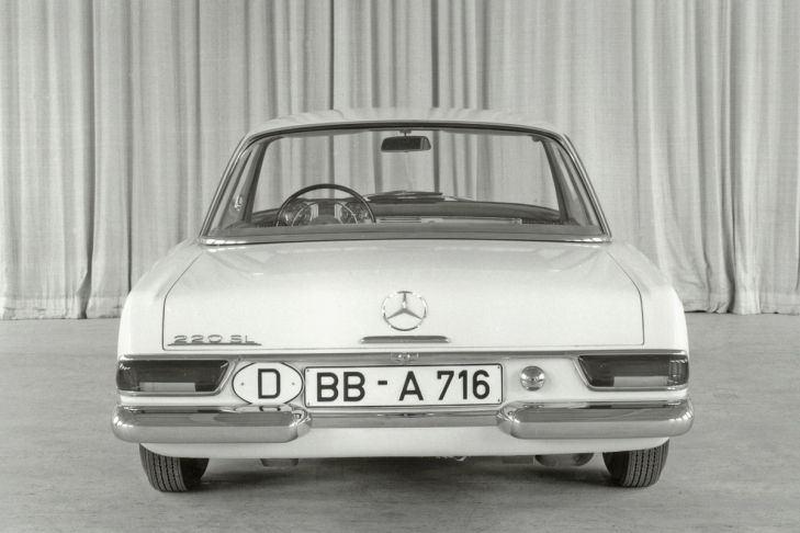 Mercedes SL mit Kuppeldach