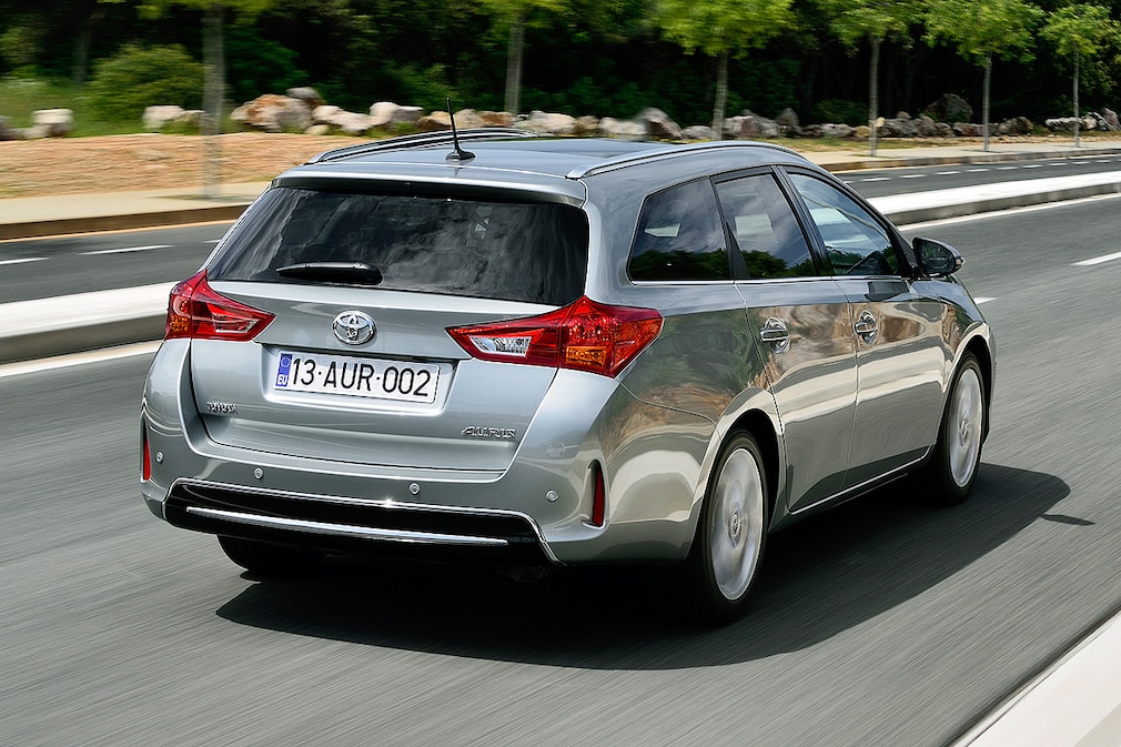 Toyota Auris Touring Sports Hybrid