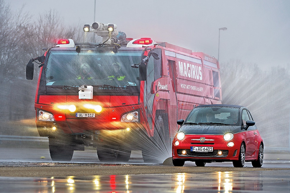 Iveco Dragon 6x6, Abarth 595C Turismo