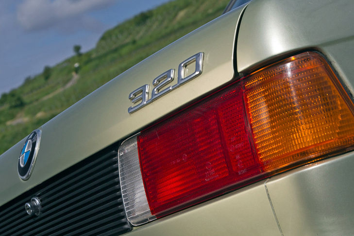 BMW 320/6