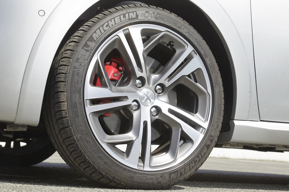 Peugeot 208 GTi