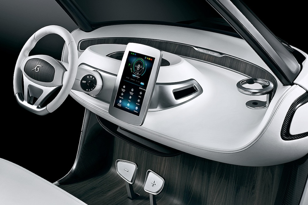 Mercedes Benz Golf Car !! Sperrfrist 12. Juli 2016 18.00 Uhr !!