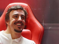 Genug von Rot? Fernando Alonso interessiert sich für das Red-Bull-Cockpit