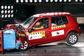 Renault Clio Mio Latin NCAP Crashtest Juli 2013