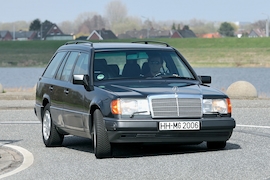 Mercedes 300 TE-24
