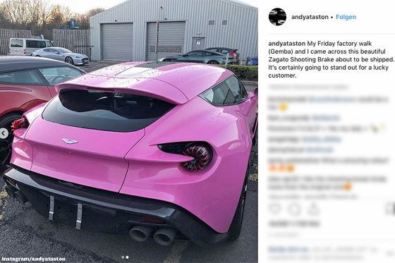 Aston Martin Vanquish in rosarot