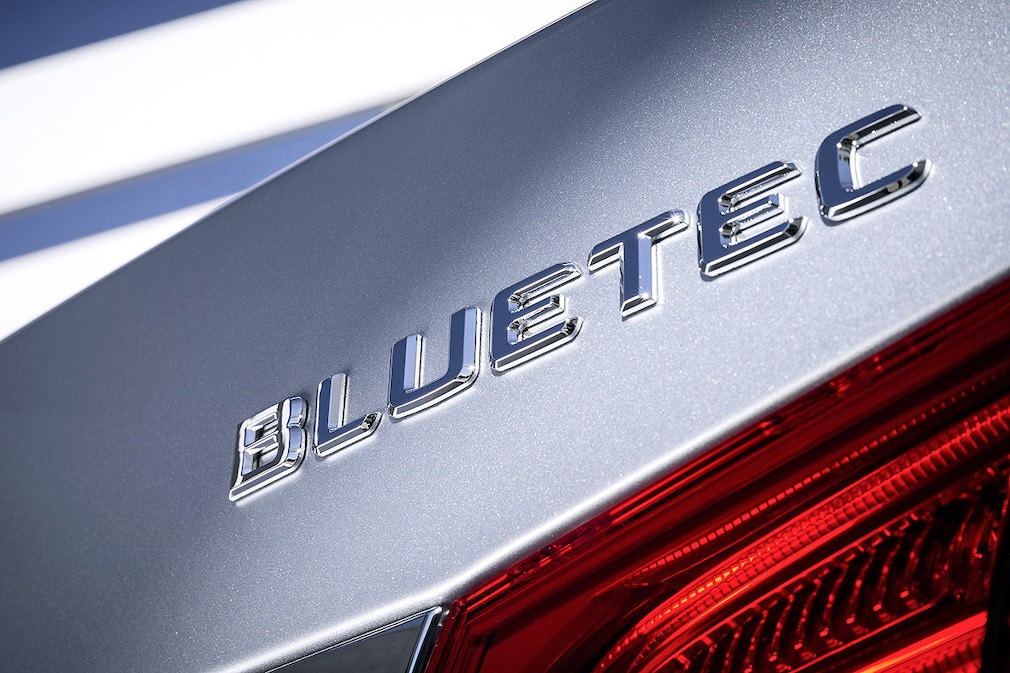 Mercedes E-Klasse E 220 Bluetec