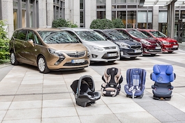 Renault Grand Scénic DCI 130, Opel Zafira Tourer 1.6 CDTI, Ford Grand C-Max 2.0 TDCI, VW Touran 2.0 TDI BMT, KIA Carens 1.7 CRDI, Kindersitze