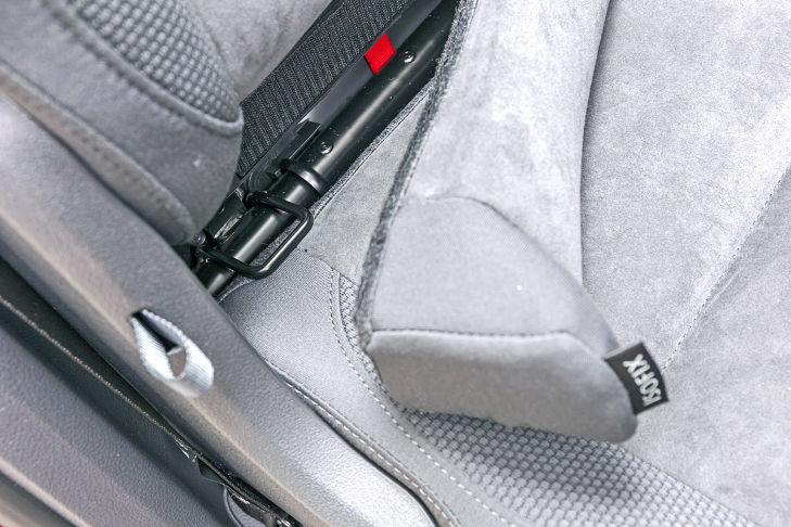 Kindersitze im VW Touran 2.0 TDI BMT